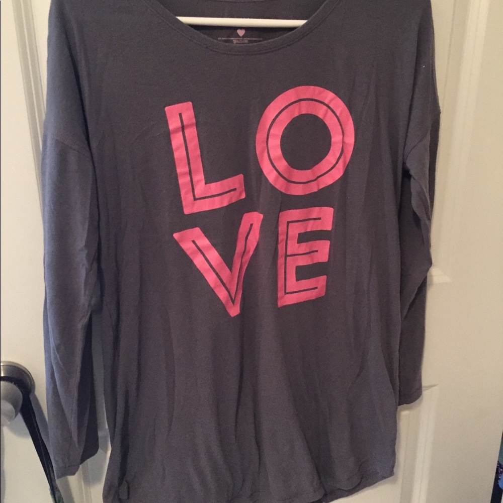 VS sleep shirt